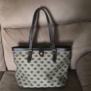 Dooney & Bourke Purse